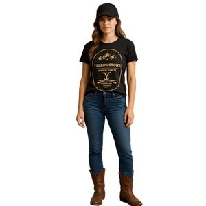 Yellowstone Dutton Ranch Graphic Tee Black Gold Print‎ Size Small